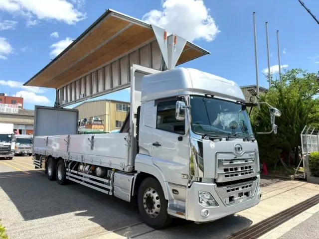 UD クオン 2PG-CD5CA(6x2)の写真6