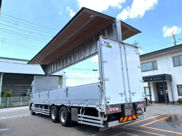 UD クオン 2PG-CD5CA(6x2)の写真8