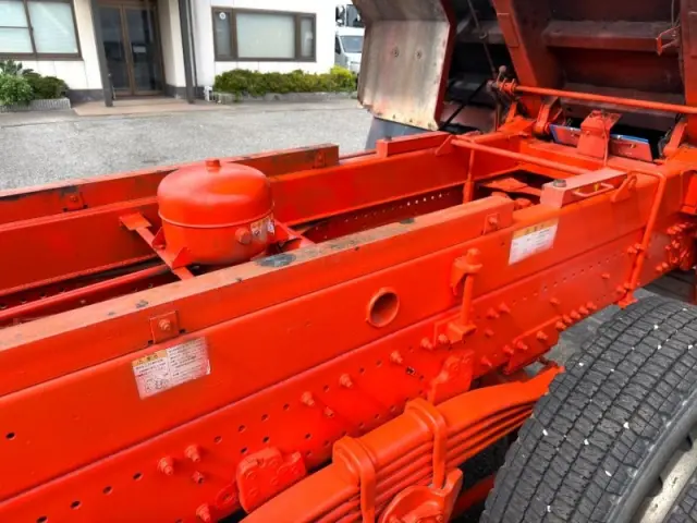 日野 プロフィア 2DG-FS1EGA(6x4)の写真17