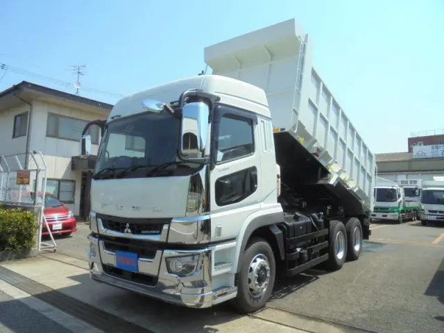 三菱 スーパーグレート 2KG-FV70HX(6x4)の写真1