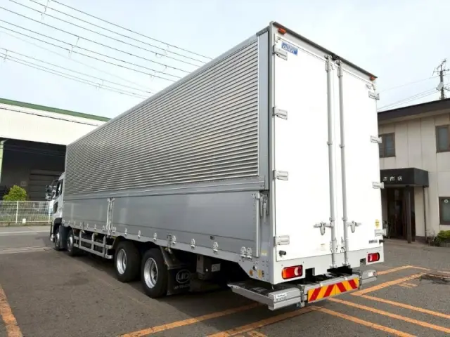 ＵＤ クオン 2PG-CG5CA(8x4)の写真4