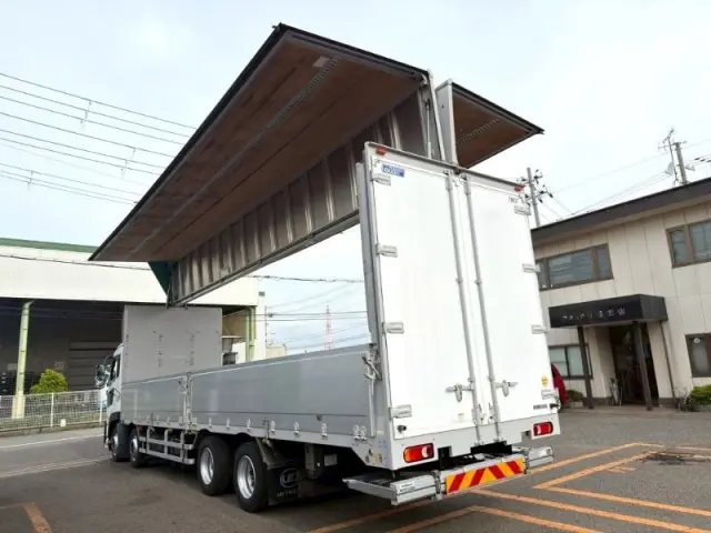 ＵＤ クオン 2PG-CG5CA(8x4)の写真8