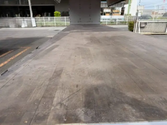 ＵＤ クオン 2PG-CG5CA(8x4)の写真9