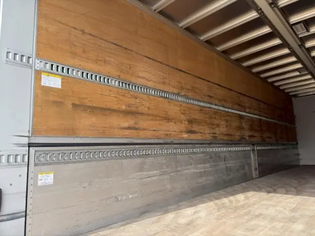 ＵＤ クオン 2PG-CG5CA(8x4)の写真16