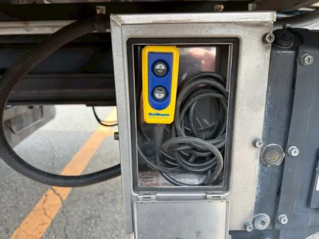 ＵＤ クオン 2PG-CG5CA(8x4)の写真19