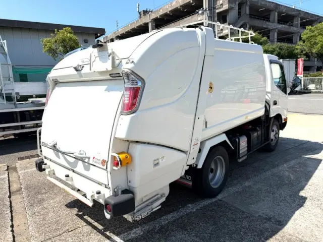 日野 デュトロ 2RG-XZU605X(2WD)の写真3