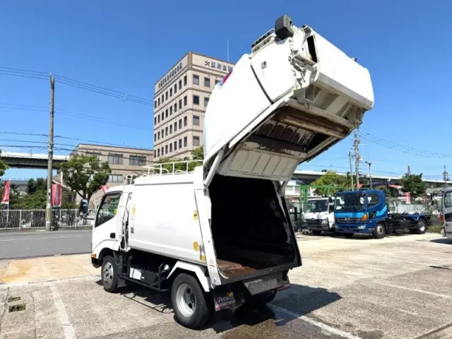 日野 デュトロ 2RG-XZU605X(2WD)の写真8