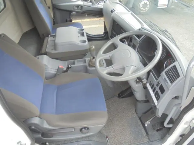 三菱 ファイター QKG-FK72FZの写真15