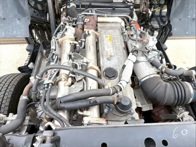いすゞ ギガ 2PG-EXD52CDの写真22