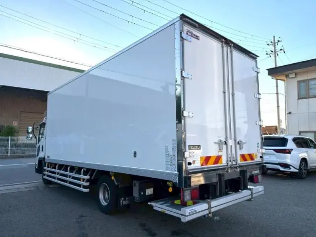 いすゞ フォワード 2PG-FSR90S2の写真4