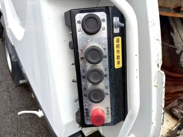 いすゞ フォワード 2RG-FRR90S2の写真16