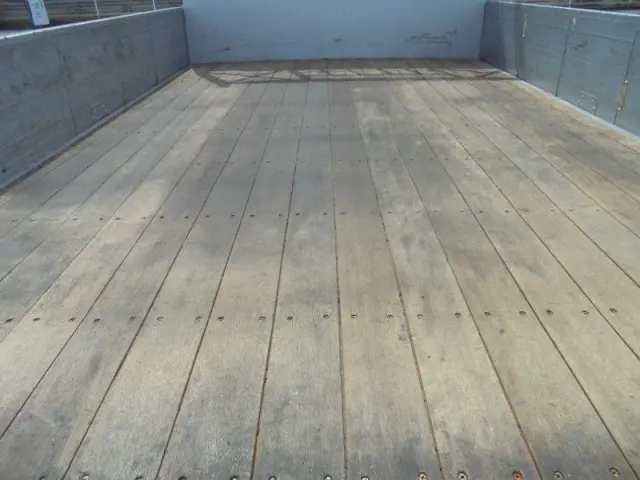 三菱 ファイター 2KG-FK61F(2WD)の写真5