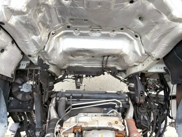 いすゞ ギガ 2PG-CYY77CJ(6x4)の写真24
