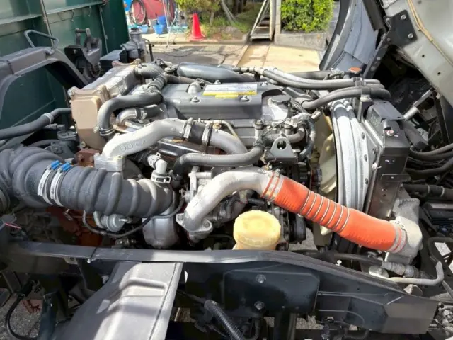 UD コンドル 2RG-BTR90V2の写真21