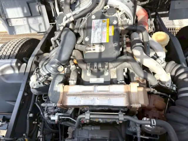 UD コンドル 2RG-BTR90V2の写真22
