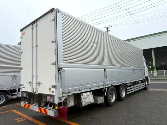 日野 プロフィア 2DG-FR1AHG(6x2)の写真3