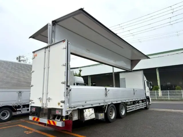 日野 プロフィア 2DG-FR1AHG(6x2)の写真7