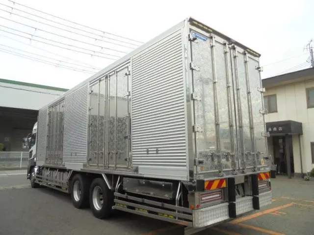 UD クオン 2PG-CD5CA(6x2)の写真4