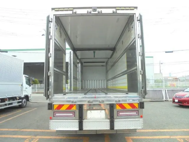 UD クオン 2PG-CD5CA(6x2)の写真5