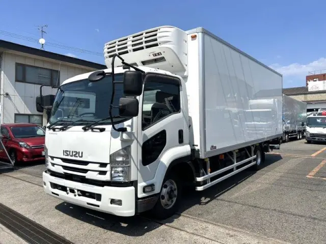 いすゞ フォワード 2PG-FRR90S2(2WD)の写真1