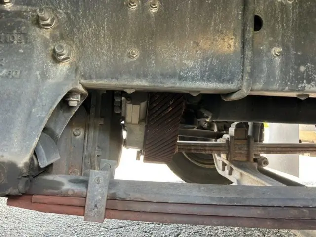 いすゞ ギガ 2PG-CYJ77C(8x4)の写真14