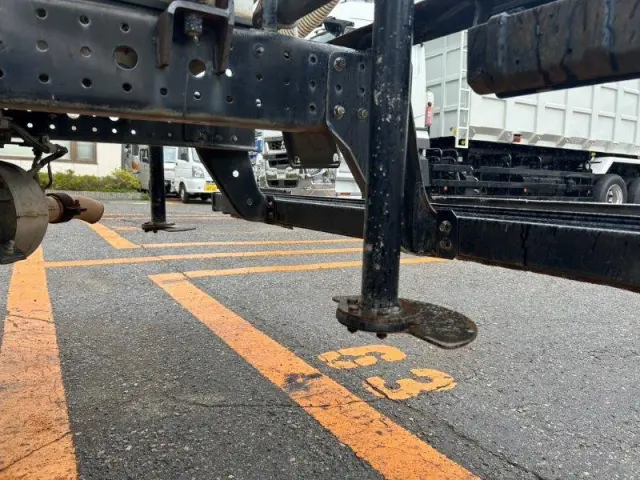 三菱 キャンター 2PG-FEB90(2WD)の写真8