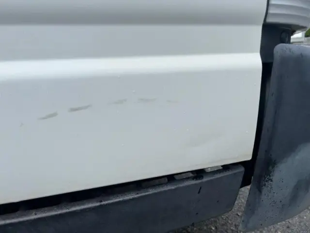 三菱 キャンター 2PG-FEB90(2WD)の写真18