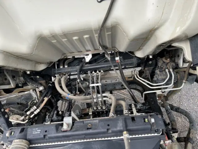 三菱 キャンター 2PG-FEB90(2WD)の写真22