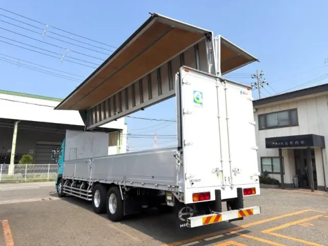 日野 プロフィア QPG-FR1EXEG(6x2)の写真8