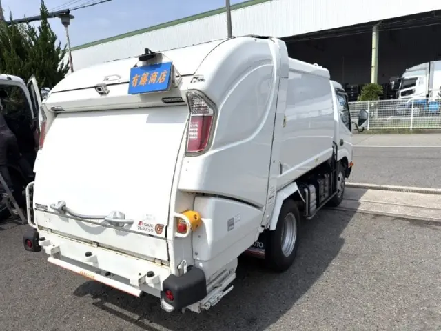 日野 デュトロ 2RG-XZU605X(2WD)の写真3