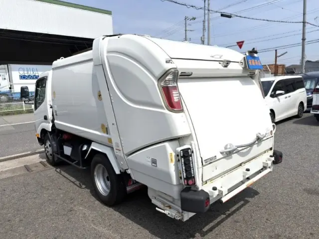 日野 デュトロ 2RG-XZU605X(2WD)の写真4