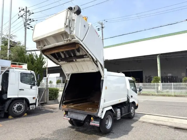 日野 デュトロ 2RG-XZU605X(2WD)の写真7