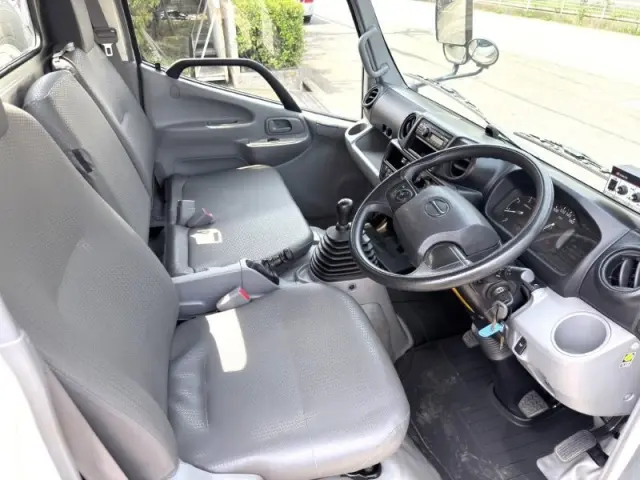 日野 デュトロ 2RG-XZU605X(2WD)の写真38