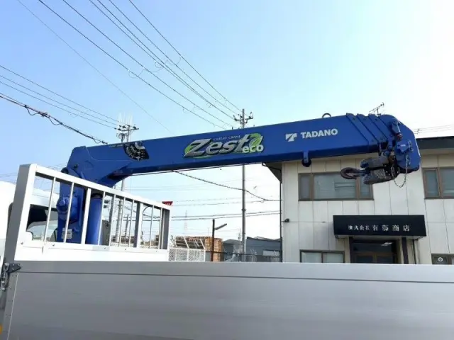 いすゞ フォワード LPG-FTR90S2(2WD)の写真6