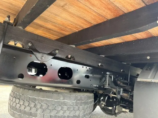 いすゞ フォワード LPG-FTR90S2(2WD)の写真9