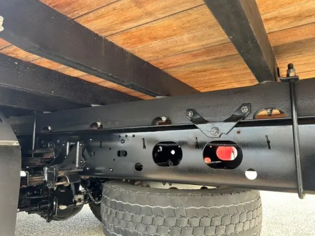 いすゞ フォワード LPG-FTR90S2(2WD)の写真10