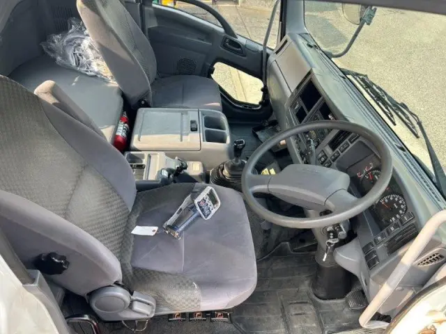 いすゞ フォワード LPG-FTR90S2(2WD)の写真19