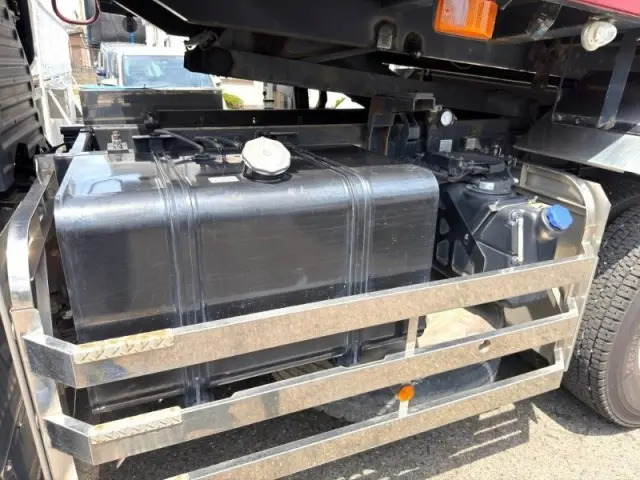 日野 プロフィア 2DG-FS1AGA(6x4)の写真19