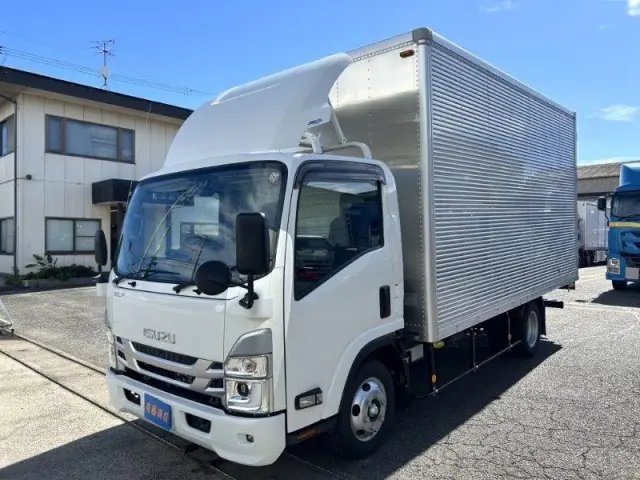 いすゞ エルフ 2RG-NPR88AN(2WD)の写真1