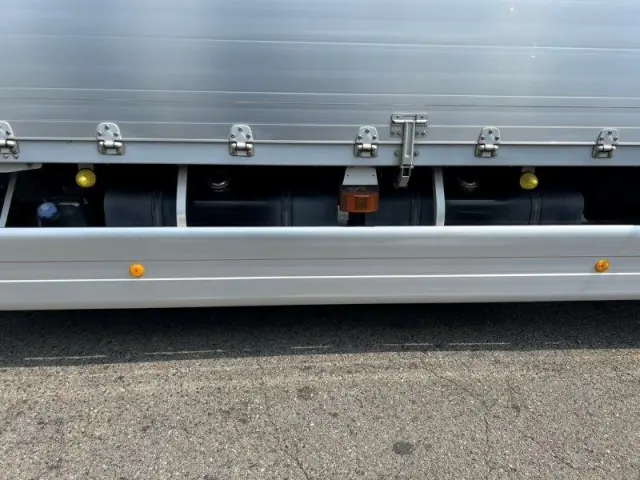 日野 プロフィア QPG-FR1EXEG(6x2)の写真18