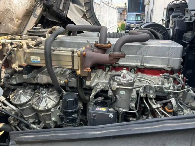 日野 プロフィア QPG-FR1EXEG(6x2)の写真24