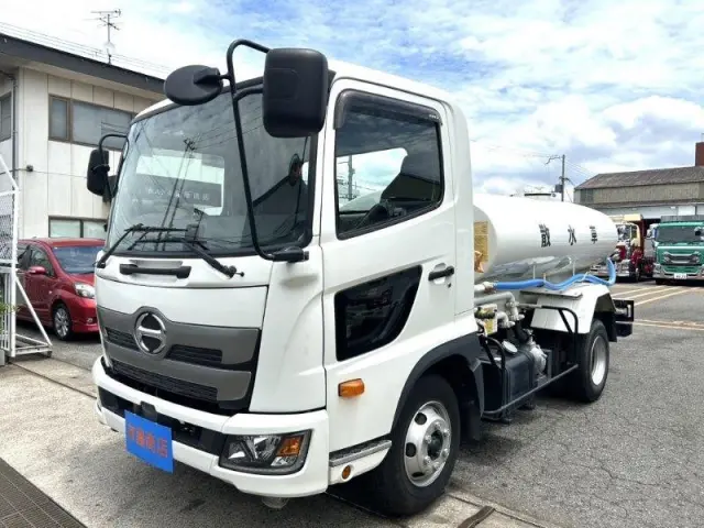 日野 レンジャー 2KG-FC2ABA(2WD)の写真1