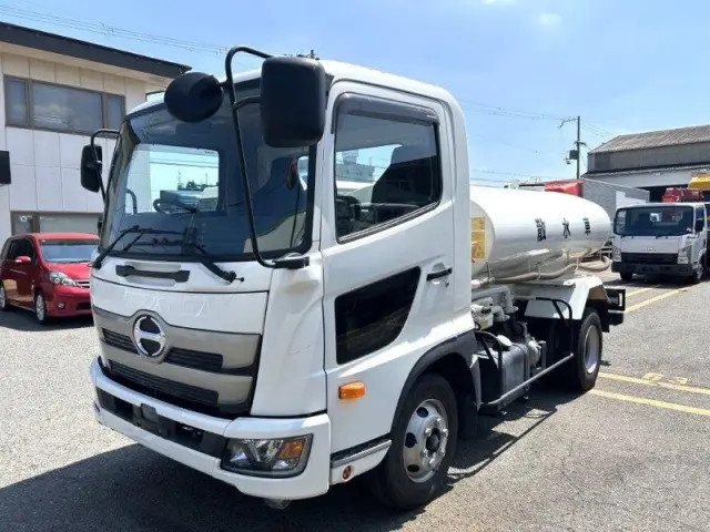 日野 レンジャー 2KG-FC2ABA(2WD)の写真1