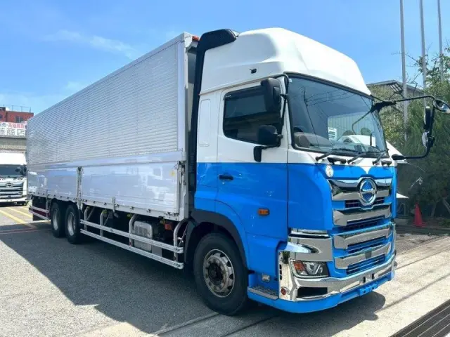 日野 プロフィア 2DG-FR1EHG(6x2)の写真2