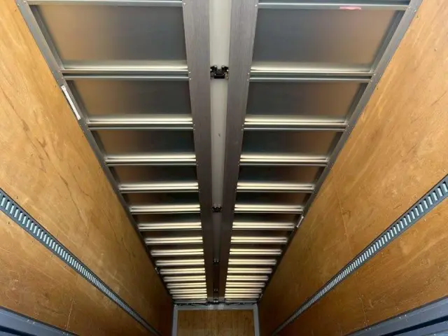 日野 プロフィア 2DG-FR1EHG(6x2)の写真11