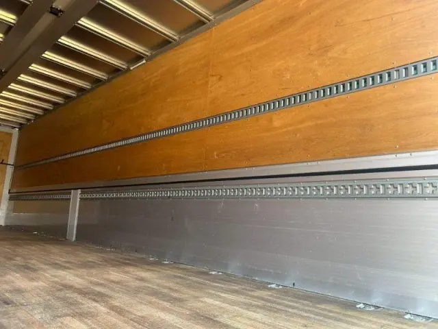 日野 プロフィア 2DG-FR1EHG(6x2)の写真13