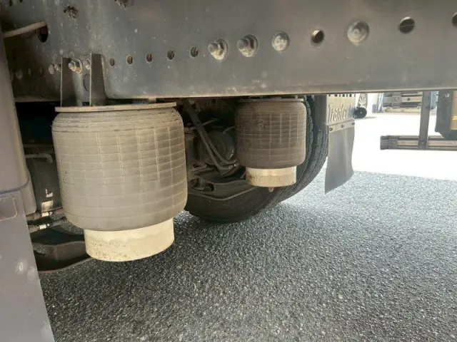 日野 プロフィア 2DG-FR1EHG(6x2)の写真15