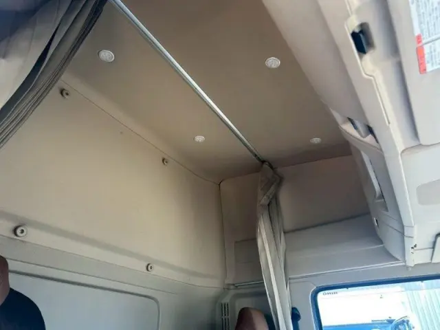 日野 プロフィア 2DG-FR1EHG(6x2)の写真27