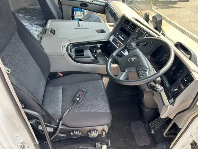 三菱 スーパーグレート 2PG-FU74GY(6x2)の写真22