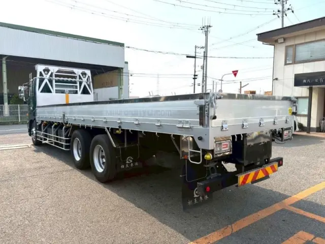 日野 プロフィア 2DG-FR1AJA(6x2)の写真4